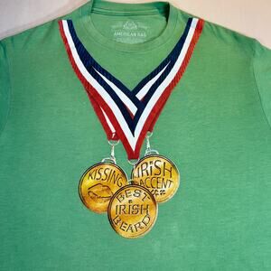 American Rag CIE Kelly Green Irish T-Shirt Unisex L 60%Cotton/ 40% Polyester